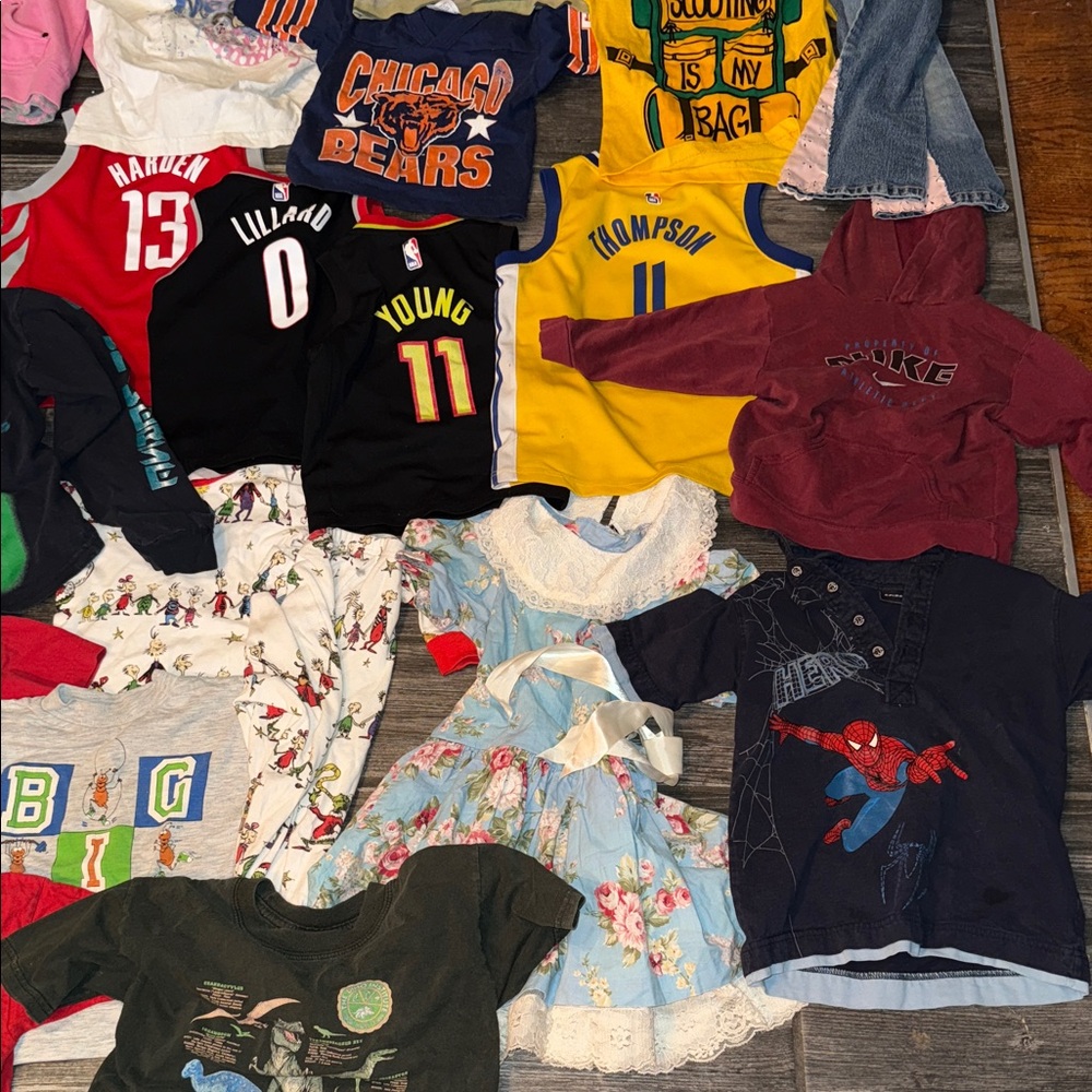 30 pc vintage kids Warner Bros. Black Looney Tunes Kids Disney jersey lot - Picture 2 of 16